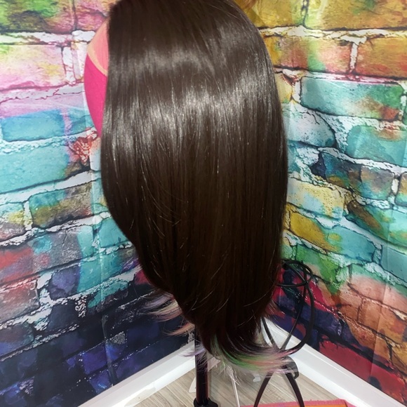 Chelsey Smith Crown Skylar Dark Brunette Rainbow Standard NWT - Picture 2 of 5